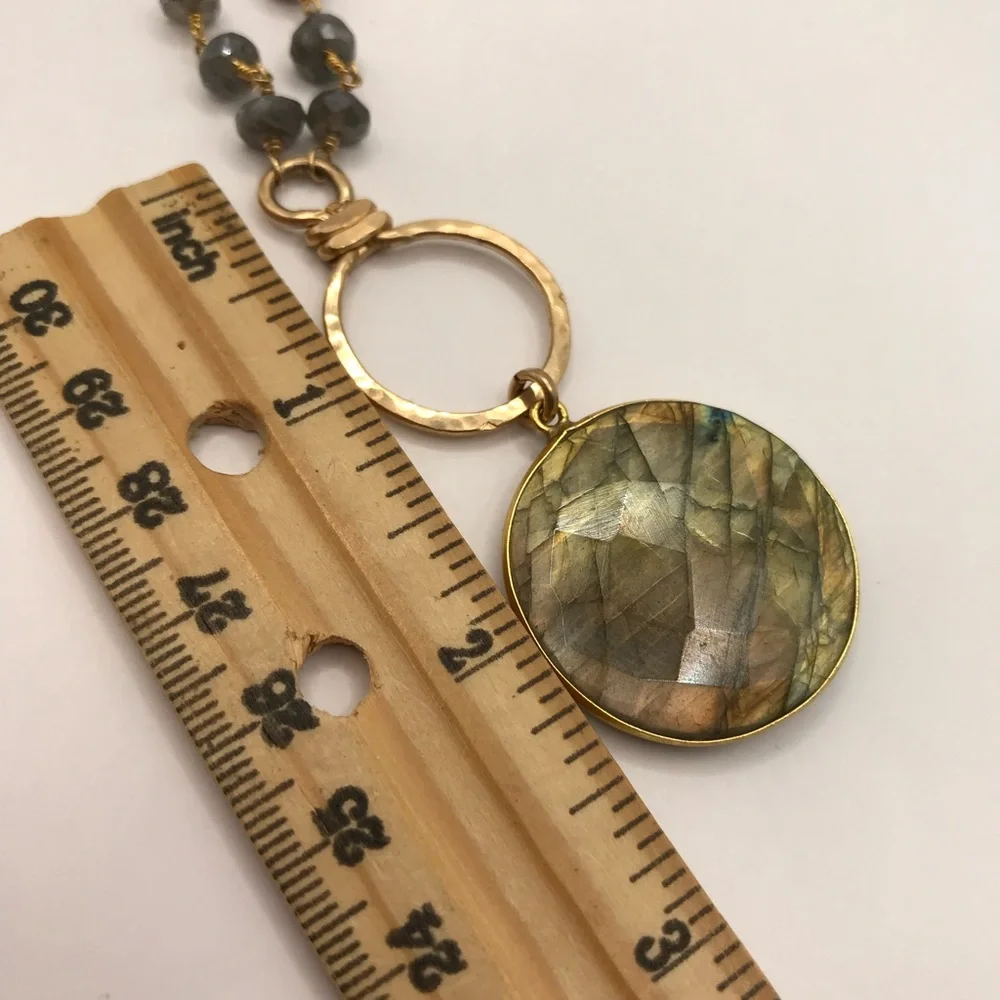 Elegant Long Gold-Tone and Faux Stone Pendant Necklace - Picture 8 of 11